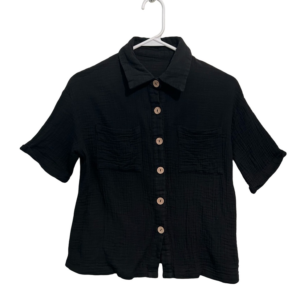 Black Button-Up Short Sleeve Shirt